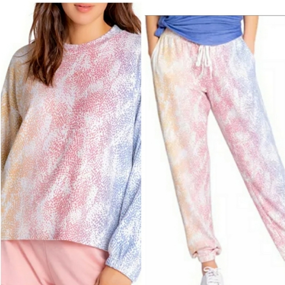 (SET) Grad games dot print PJ Salvage jogger set multicolor.